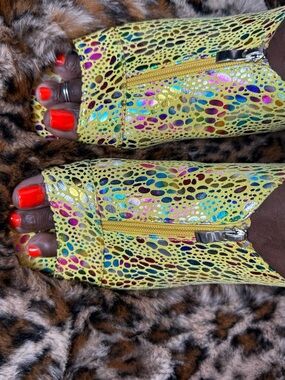 Multicolor Patterned Women’s Slingback Heels